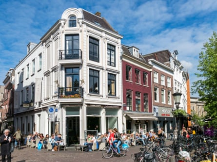 Utrecht hopes to integrate people from immigrant communities into the city.