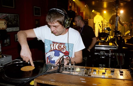 Mani DJing in 2003.
