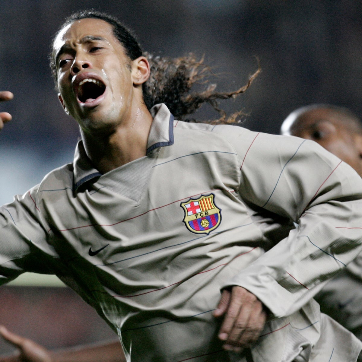 Golden Goal Ronaldinho For Barcelona V Chelsea 05 Ronaldinho The Guardian Golden Goal Ronaldinho For Barcelona V Chelsea 05 Ronaldinho The Guardian
