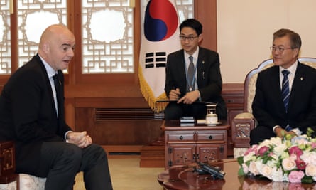 Gianni Infantino and Moon Jae-in.