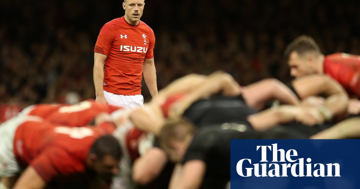 Pivac blocked from selecting Rhys Priestland for Wales Six Nations squad