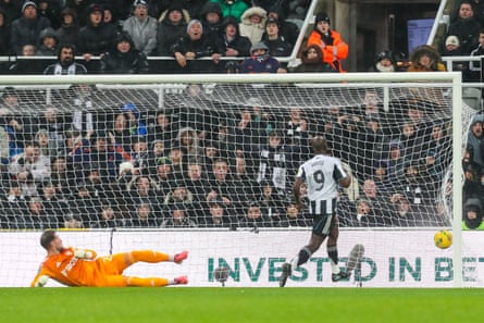 Yoane Wissa scores his first Newcastle goal.