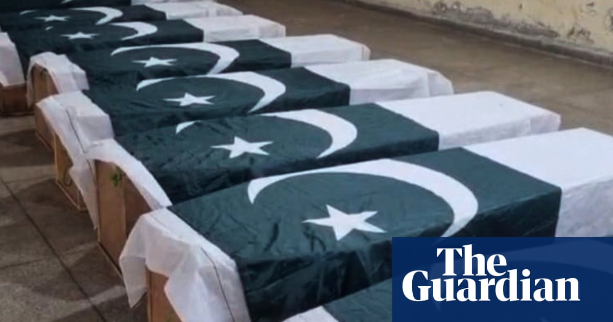 Morning Mail: India ‘must suffer’, says Pakistan PM, Albanese takes aim at defeated Green, black smoke from the Vatican