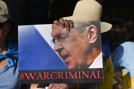 People from the Ukrainian Association of South Africa protest outside the department of international relations and cooperation (Dirco) where Pandor and Lavrov were meeting.