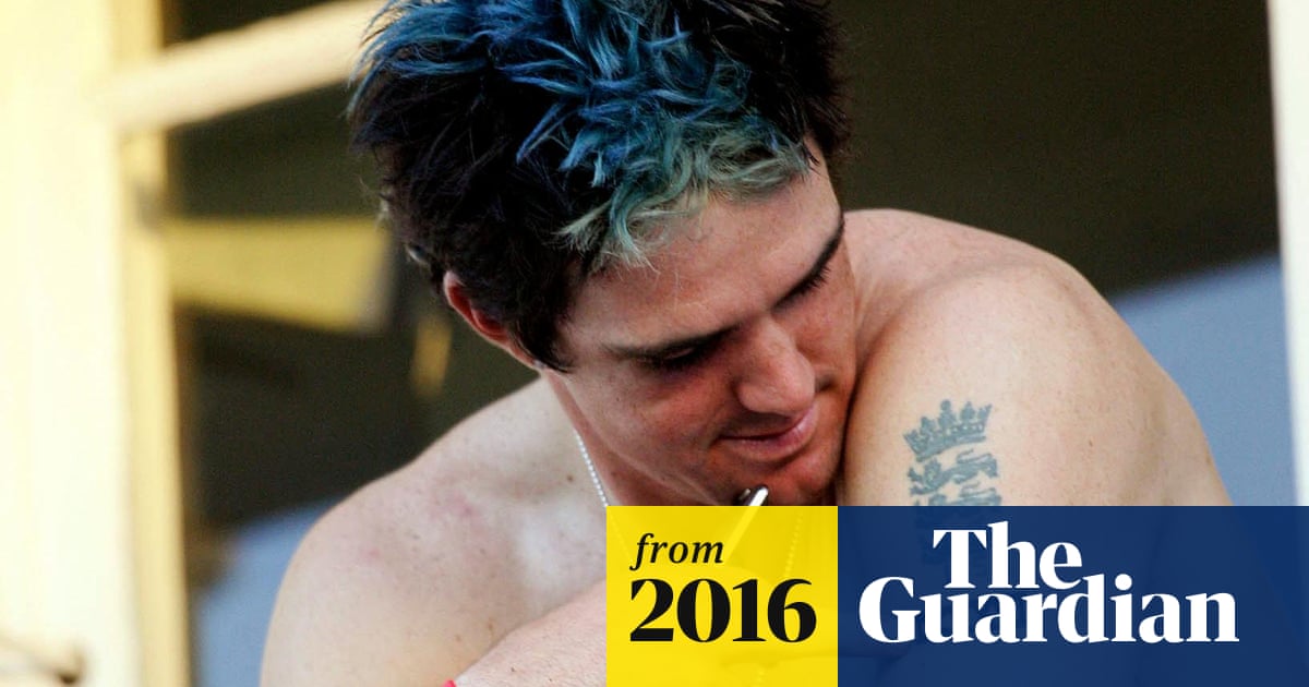 Kevin Pietersen Considering Playing For South Africa To Make Test Return Sport The Guardian