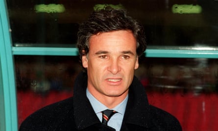 Claudio Ranieri, here as manager of Napoli, has managed 10 different Italian teams in a distinguished managerial career.