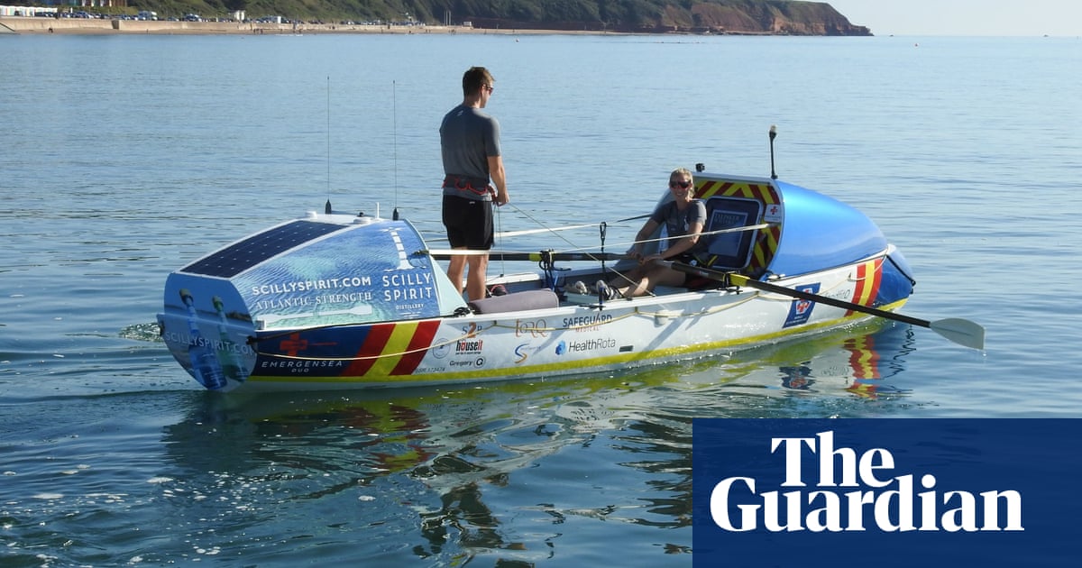 Married NHS A&E doctors to spend Christmas Day rowing across Atlantic