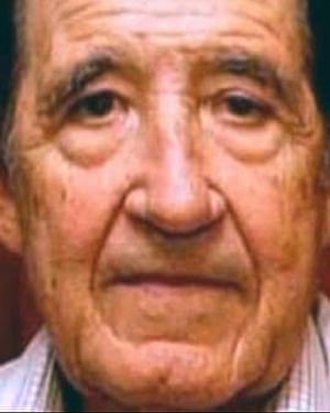 Dr Eduardo Vela.