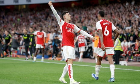 Junger Schütze: Gabriel Martinelli von Arsenal feiert seinen Treffer.
