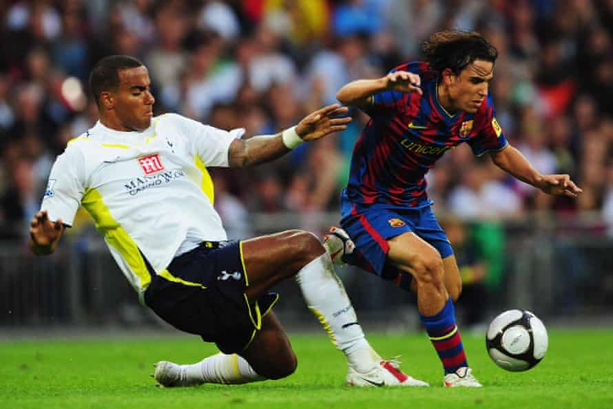 Gai Assulin en action pour Barcelone lors d'un match de pré-saison contre Tottenham à Wembley en 2009.