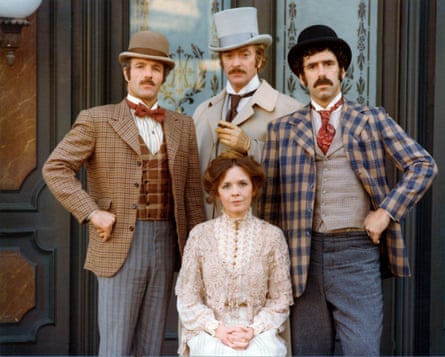 James Caan, Michael Caine, Elliott Gould and Diane Keaton in Harry and Walter Go to New York.