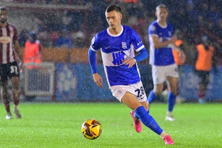Jay Stansfield of Birmingham City surges forward during the Sky Bet League One match between Exeter City and Birmingham City at St James Park, Devon in November 2024.