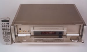 JVC VHS recorder