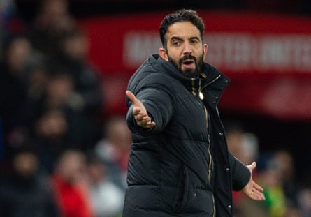 Ruben Amorim insisted he had stayed calm with his players despite another disappointing home display.