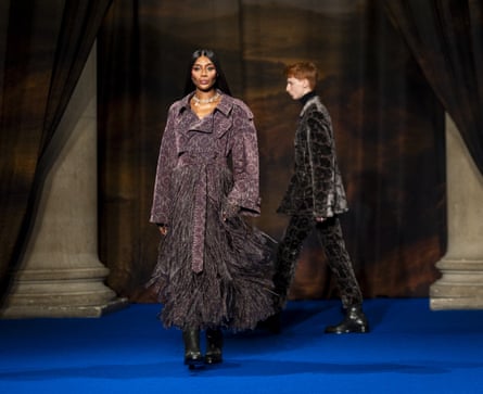 Naomi Campbell on the runway