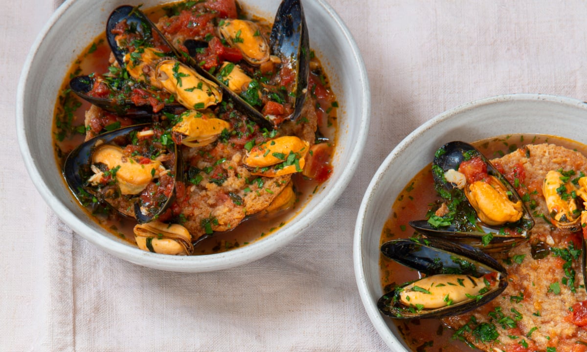 Mussel soup, asparagus spaghetti and slow-roast lamb: Joe