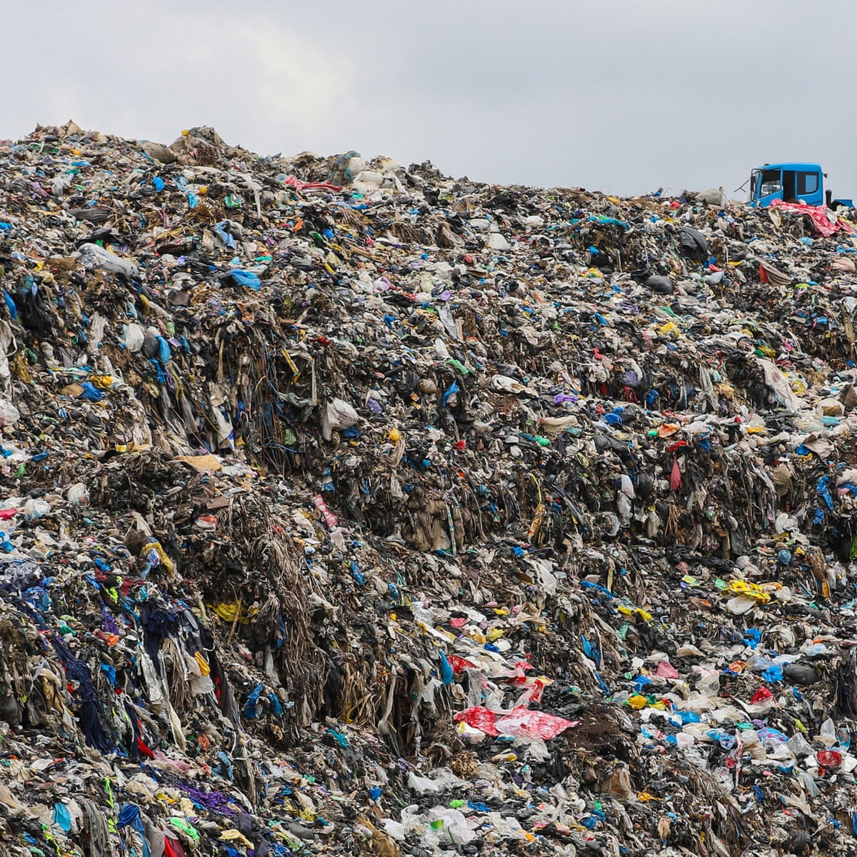 why is fast fashion bad?