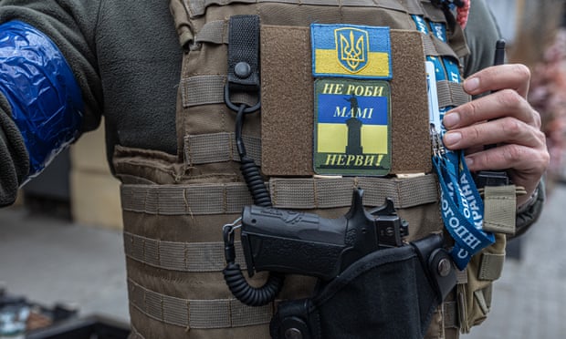 A ‘Don’t make Mama nervous’ patch, referring to a common catchphrase in Odesa, on the uniform of a member of the national guard