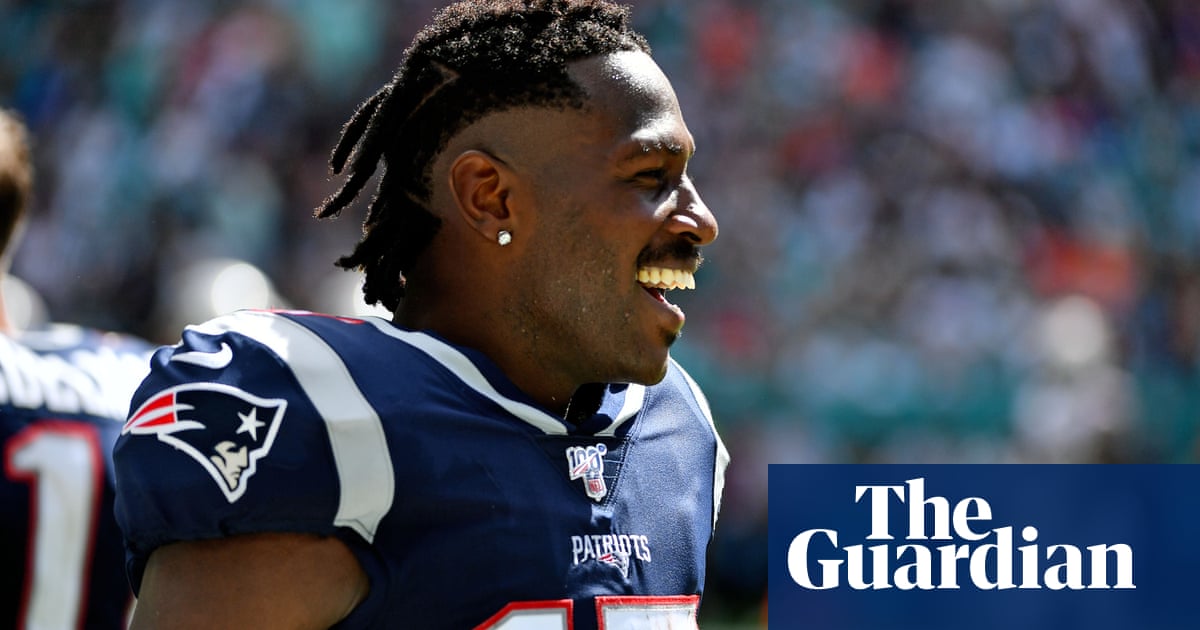 Antonio Brown Farted In My Face And Didn T Pay His Bill Nfl Star S Doctor Says New England Patriots The Guardian