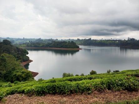 'Ajudou-me a alimentar os meus seis filhos': como o primeiro fundo de água de África apoia os agricultores a...