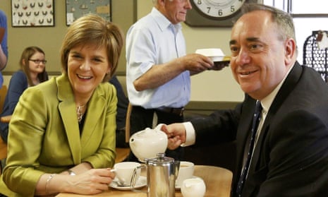 The leader of the Scottish National Party (SNP) Nicola Sturgeon and former leader and local candidate Alex Salmond stop for a cup of tea during campaigning in Inverurie, Aberdeenshire.