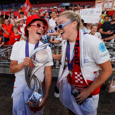 Alessia Russo and Ella Toone celebrate after winning the Euro 2022 final.