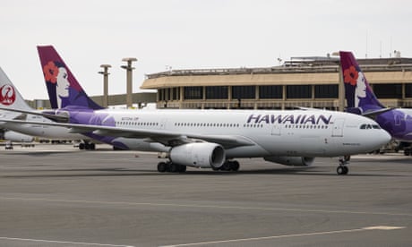 Cloud shot up in front of Hawaiian Airlines plane that hit severe turbulence last month