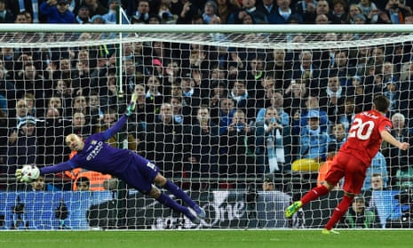 Willy Caballero shootout heroics help Manchester City past Liverpool ...
