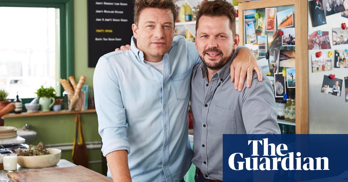 Jamie and Jimmy s Friday Night Feast a baffling mix of Top Gear and