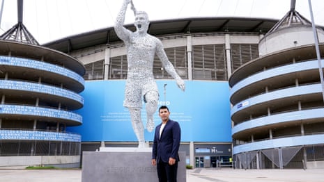 'It changed everything': Manchester City unveil Sergio Agüero statue – video