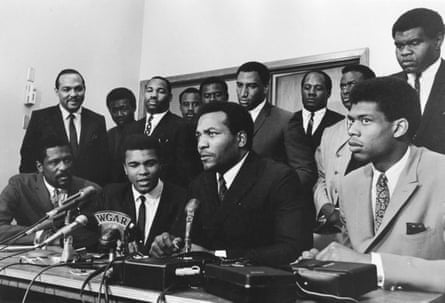 Jim Brown was among the group of top Black athletes from different sporting disciplines who gathered in 1967 to give support and hear Muhammad Ali give his reasons for rejecting the draft during the Vietnam War.