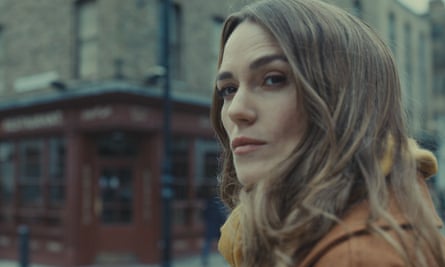 Keira Knightley as Helen Webb.