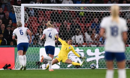 Mary Earps pulls off a save for England against Haiti
