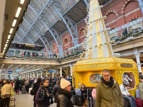 Eurostar and LeShuttle services suspended after power supply problem in the Channel tunnelEurostar power failure on 30th Dec 2025 Eurostar and LeShuttle services suspended after power supply problem in the Channel tunnel