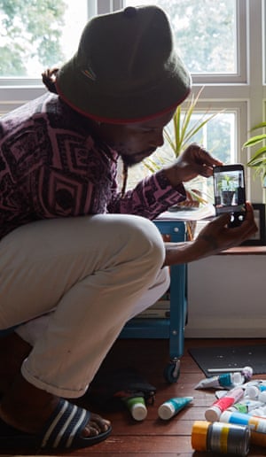 Copyright Laura Lewis Q4A5457 Guardian Akin