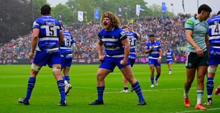 Alfie Barbeary roars his delight after a Thomas du Toit try.