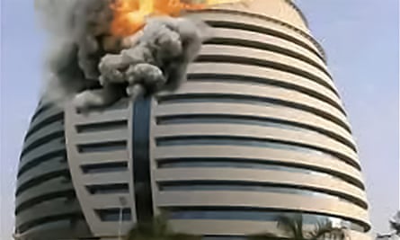 The start of Sunday’s fire at the Greater Nile Petroleum Oil Company tower in Khartoum