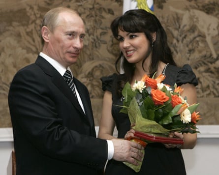 Vladimir Putin congratulates Anna Netrebko after awarding her the People’s Artist of Russia honour, 27 February 2008.