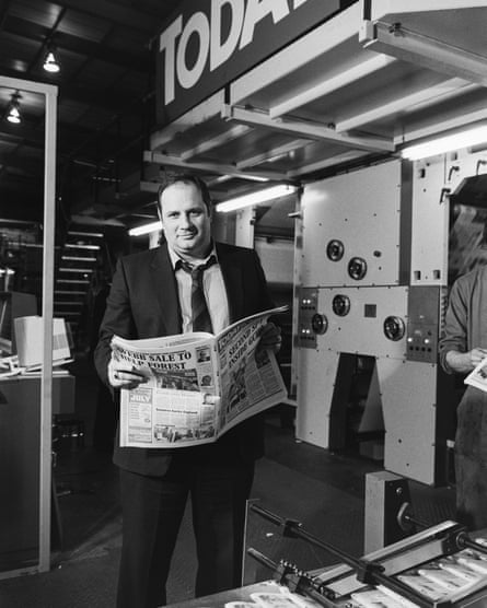 Shah at a printworks near Heathrow as the first copies of Today came off the presses, 4 March 1986.