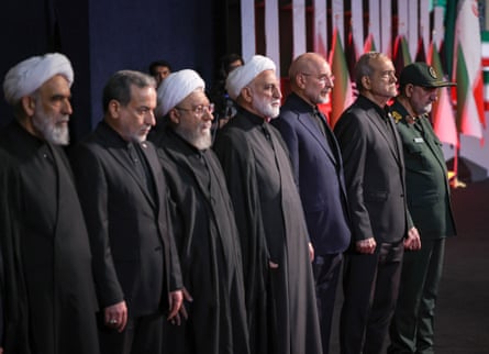 Line of Iranian officials including Abbas Araghchi