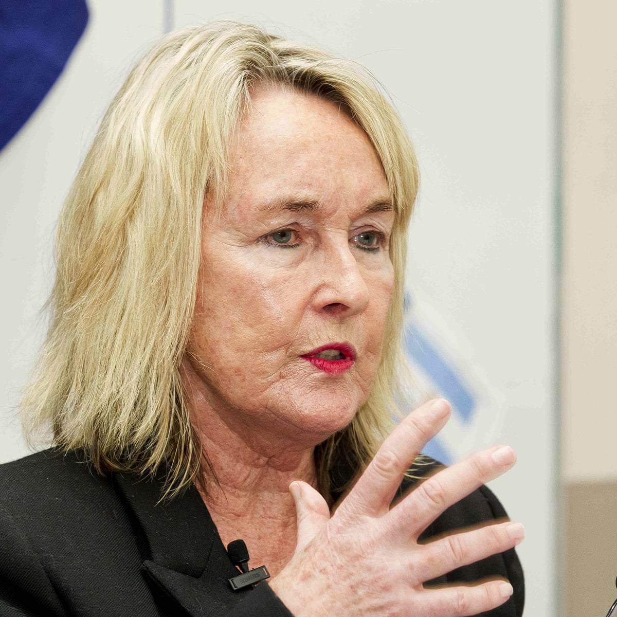 Is reeva steenkamp parents alive