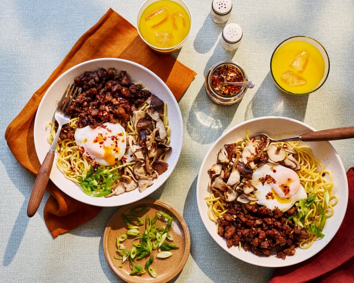 Jimi Famurewa’s sausage, egg and shiitake mushroom breakfast mazesoba – recipe