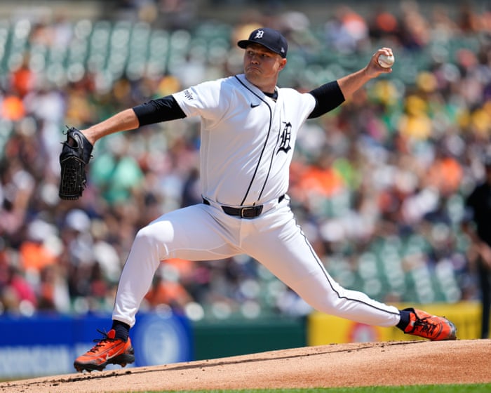 Dodgers' Trade for Star Pitcher Highlights Wealth Divide in Sports
