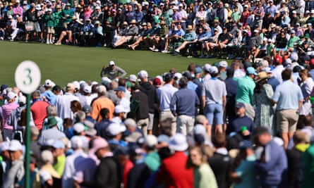 Tiger Woods draws a crowd.