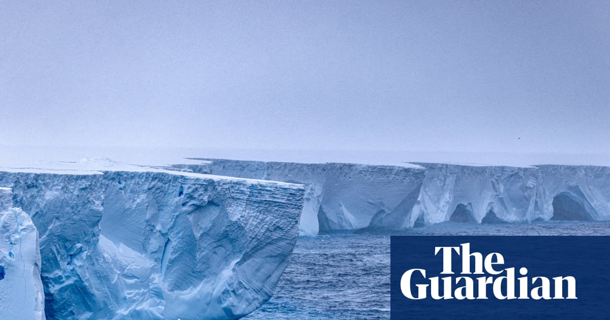 World's biggest iceberg breaks up after 40 years: Most don't make it this far'