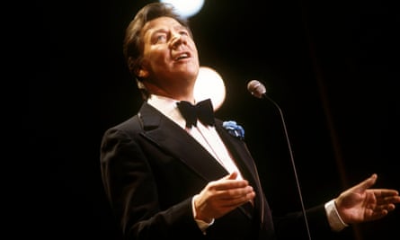 Max Bygraves, comédien et chanteur