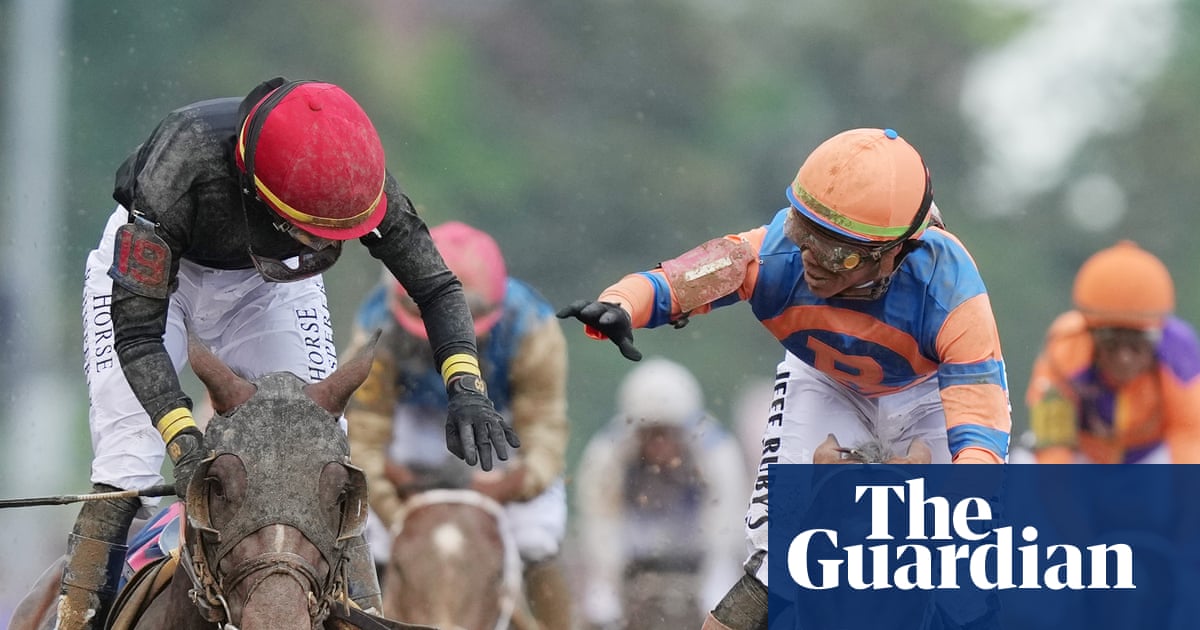 Golden Tempo surges to take Kentucky Derby as Cherie DeVaux becomes first female trainer to win
