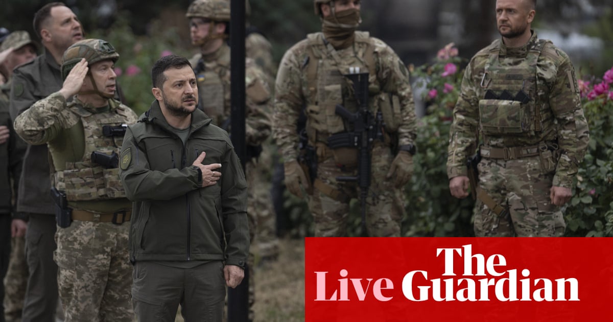 russia-ukraine-war-live-zelenskiy-makes-surprise-visit-to-recaptured-izium-russia-almost-certainly-using-weapons-from-iran