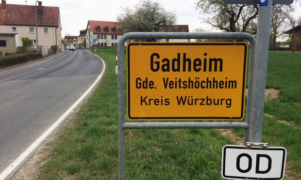 Gadheim road sign