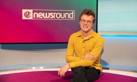 Scott Bryan becomes a Newsround presenter for a day